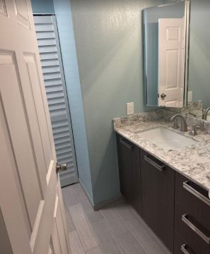 Bathroom Flooding in Tampa, FL (1)